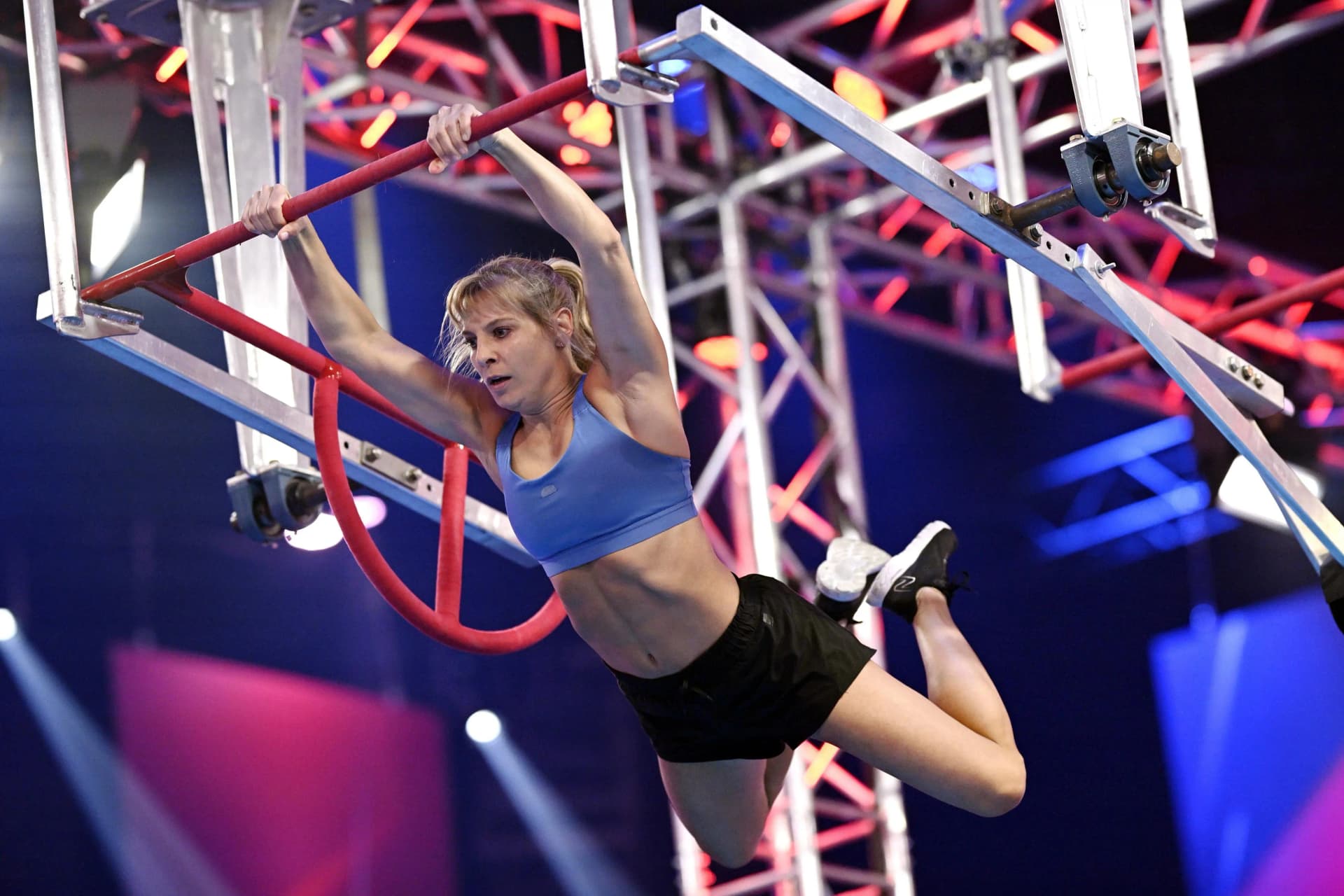 Nina Kemptner bei Ninja Warrior Germany- Staffel 10